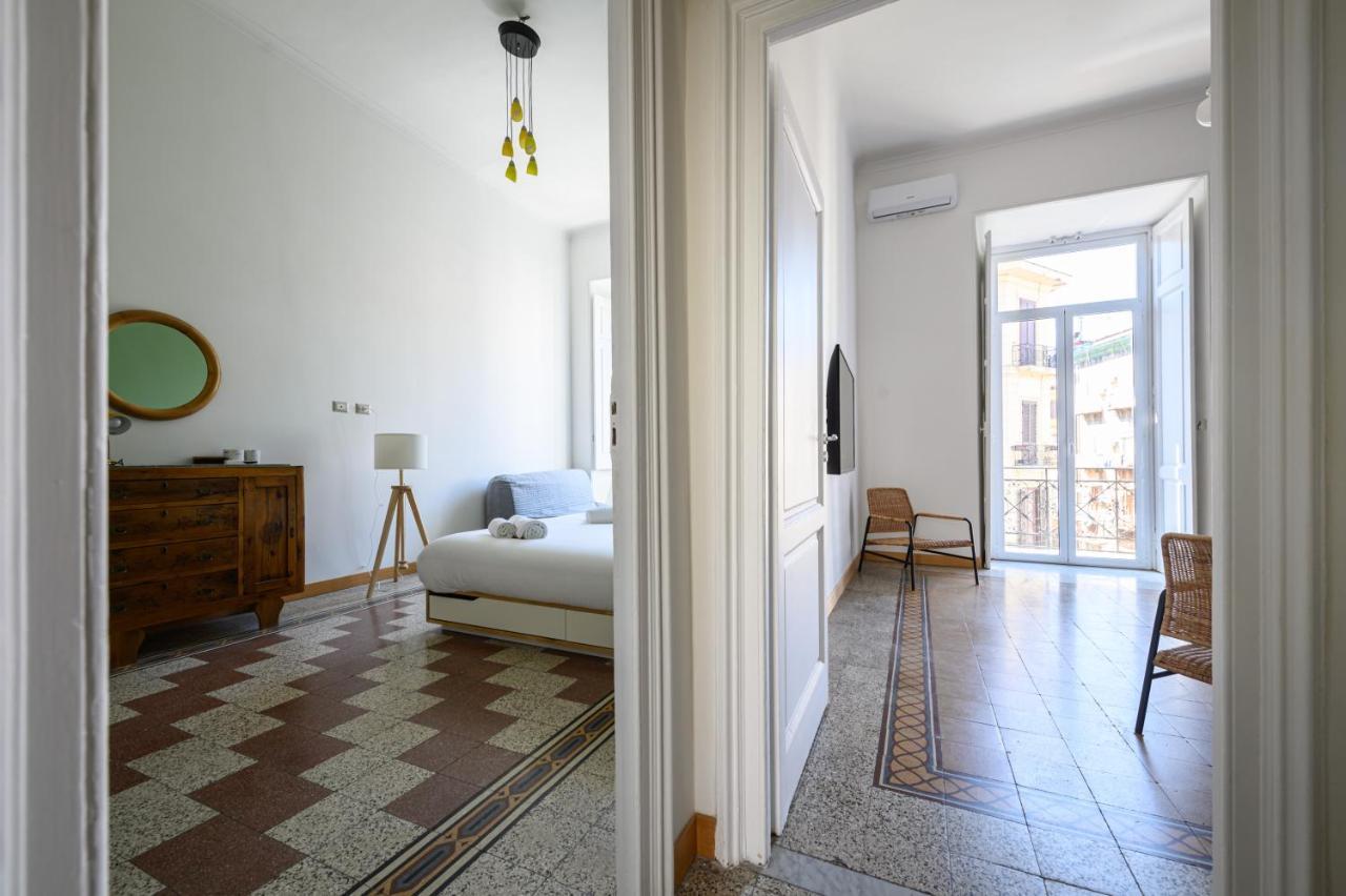 Appartamento Via Cairoli 60 Napoli Esterno foto