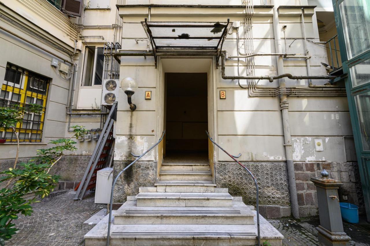 Appartamento Via Cairoli 60 Napoli Esterno foto